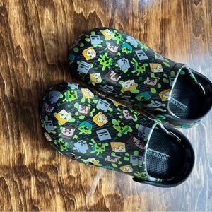 Kids Cartoon Character Clogs - Black and Green